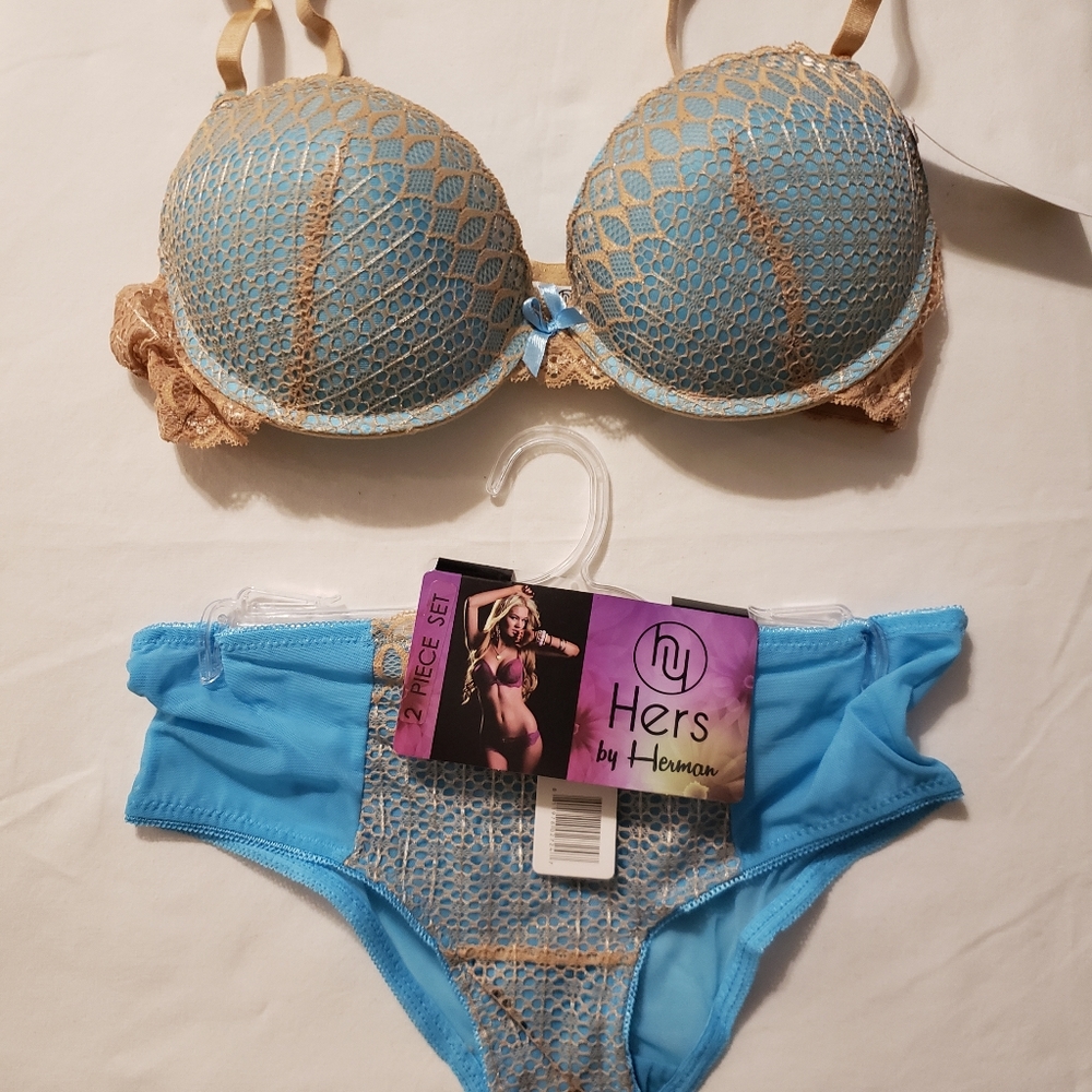 Bra and panty set